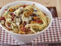 Pasta mit Blauschimmelkäse und Walnüssen Rezept