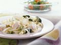 Pasta mit Lachs-Sahne-Soße und Brokkoli Rezept