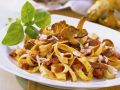 Pasta mit Pilzen und Salami Rezept