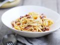 Pasta mit Speck und Ei Rezept