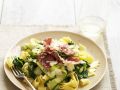 Pasta mit Spinat, Zucchini und luftgetrocknetem Schinken (Pancetta) Rezept