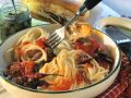 Pasta mit Tomaten, Sardellenfilets und Kapern Rezept