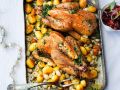 Perlhuhn mit Kartoffeln aus dem Ofen Rezept