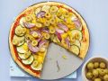 Pizza mit Zucchini und Paprika Rezept