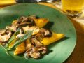 Polentaschnitten mit Pilzen und Salbei Rezept