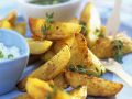 Potato Wedges mit Joghurtdip und Guacamole Rezept