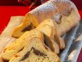 Quarkstollen mit Marzipan-Mohn-Füllung Rezept