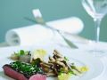 Rinderfiletssteaks mit schwarzem Trüffel und Pilzen Rezept