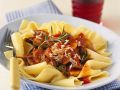 Rinderragout auf breiten Bandnudeln Rezept