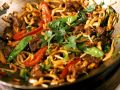 Rindfleisch-Gemüse-Curry aus dem Wok Rezept