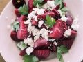 Rote-Bete-Salat mit Schafskäse Rezept