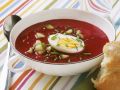 Rote-Bete-Suppe mit hartem Ei Rezept