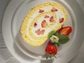 Roulade mit Erdbeerfüllung Rezept