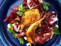 Safran-Wachtelkeulen mit Radicchio und Nüssen Rezept
