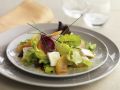 Salat mit Brie und Zwetschgen Rezept
