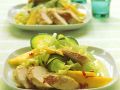 Salat mit Kokos-Currydressing und Hähnchen Rezept