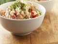 Salat mit Reis, Thunfisch und Tomaten Rezept