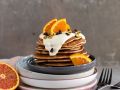 Sauerteig-Pancakes mit Blutorange, Schokolade und Pistazien Rezept