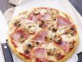 Schinken-Pizza mit Champignons Rezept