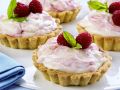 Schnelle Torteletts mit Himbeercreme Rezept