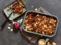 Schoko-Crumble mit Mango und Pflaumen Rezept