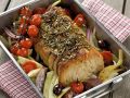 Schweinebraten auf italienische Art mit Gemüse und Kräutern Rezept