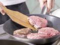 Schweinefilet mit Kürbis-Apfel-Gemüse Zubereitung Schritt 6 Schweinefilet mit Kürbis-Apfel-Gemüse Zubereitung Schritt 6