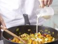Schweinefilet mit Kürbis-Apfel-Gemüse Zubereitung Schritt 9 Schweinefilet mit Kürbis-Apfel-Gemüse Zubereitung Schritt 9