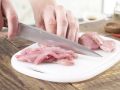 Schweinefilet-Lauch-Pfanne Zubereitung Schritt 1 Schweinefilet-Lauch-Pfanne Zubereitung Schritt 1