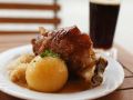 Schweinshaxe mit Kartoffelknödel Rezept
