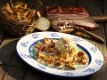 Semmelknödel mit Pfifferling-Speck-Soße Rezept