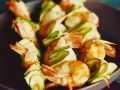 Shrimps-Spieße mit Zucchini Rezept