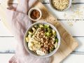Sojaquark mit Apfel, Kiwi und Haferflocken Rezept