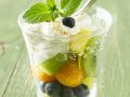 Sommerlicher Obstsalat mit Minze Rezept