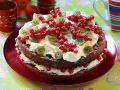 Sommertorte mit Johannisbeeren und Stachelbeeren Rezept