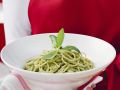 Spaghetti mit grünem Pesto Rezept
