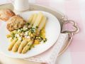 Spargel mit Eier-Schnittlauch-Marinade Rezept