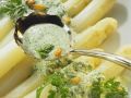 Spargel mit Kerbelsauce Rezept