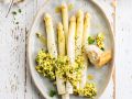 Spargel mit Kräuterrührei Rezept