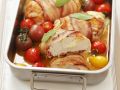 Speckhähnchen gefüllt mit Mozzarella dazu Cherrytomaten Rezept