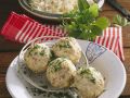 Speckknödel & Krautsalat (Tirol) Rezept