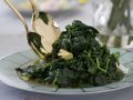 Spinatgemüse mit Butter Rezept