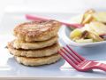 Süße Quarkpuffer mit Apfelsalat Rezept