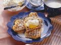 Süße Waffeln mit Pfirsich Rezept