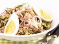 Thunfisch-Reissalat mit roten Zwiebeln und Ei Rezept
