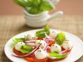 Tomate-Mozzarella mit roter Zwiebel Rezept