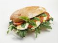 Tomate-Mozzarella-Sandwich Rezept