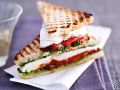 Tomaten-Mozzarella-Sandwiches Rezept