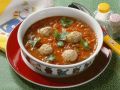 Tomatensuppe mit Wurstbällchen Rezept