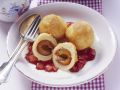 Topfenknödel mit Zwetschgenfüllung Rezept